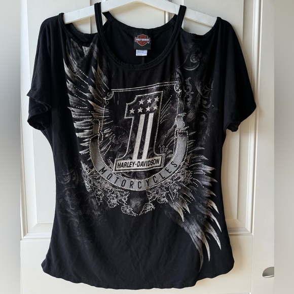 Harley-Davidson Tops - Harley-Davidson Bling Short Sleeve Tee w/Wings Race #1 Cold Shoulder Scoop Neck